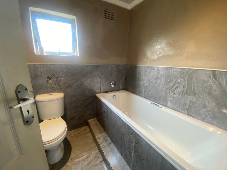 2 Bedroom Property for Sale in Mdantsane Nu 13 Eastern Cape